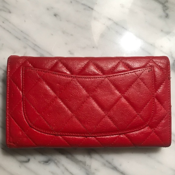 Chanel calfskin classic quilt trifold wallet - Picture 2 of 8